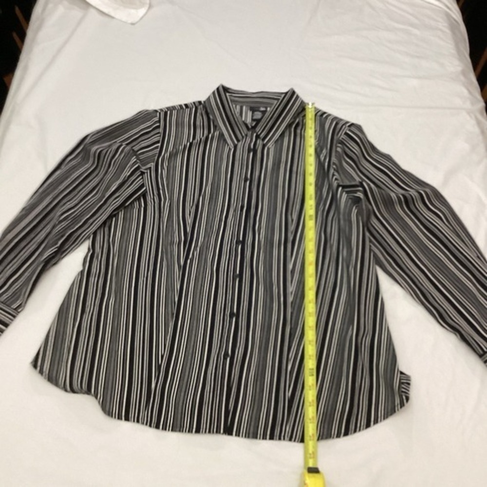 East 5th Black/Gray/White Polyester Stretch Striped Long Sleeves Blouse 1X - Picture 5 of 7